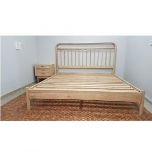 מיטה מעץ ממוחזר