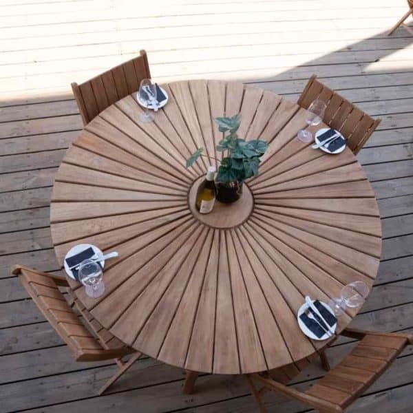 Sun שולחן עץ מעוצב
