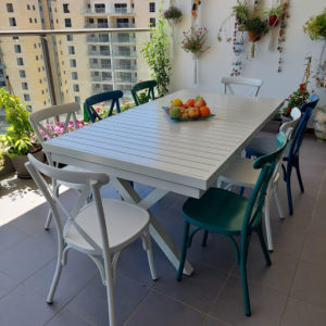 פינת אוכל למרפסת