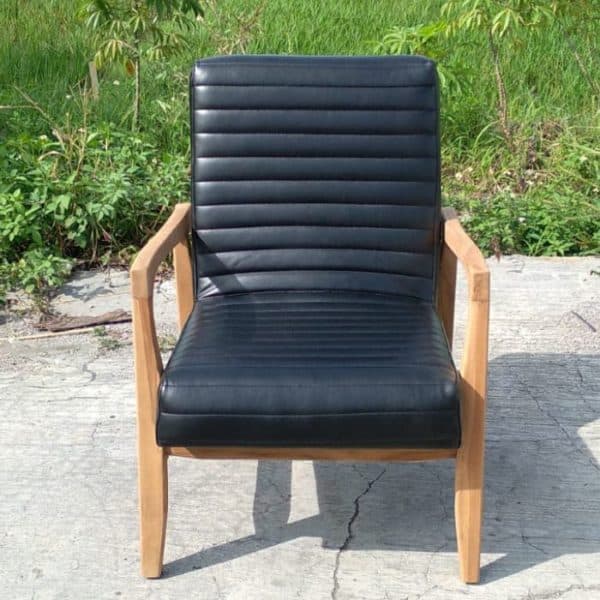 ברומו עיצובים - Padang כורסא מעץ טיק ועור שחור