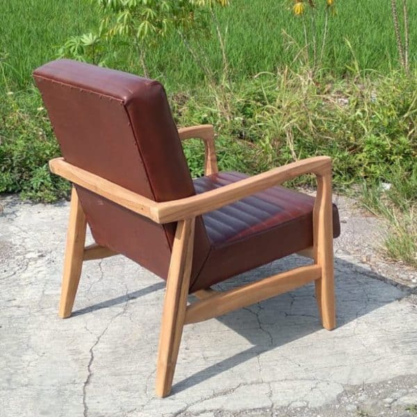 ברומו עיצובים - Nova כורסא מעץ טיק ועור בורדו