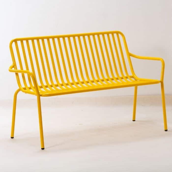 ברומו עיצובים - Banksy ספסל אלומיניום צהוב