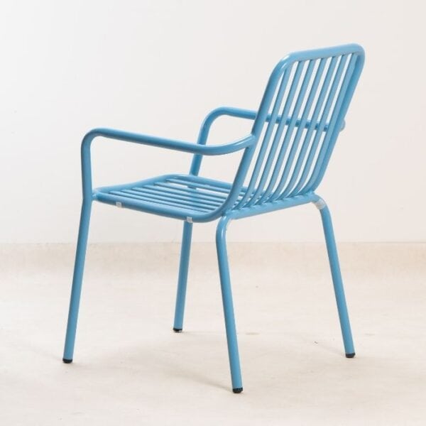 ברומו עיצובים - Banksy כסא אלומיניום עם ידיות כחול